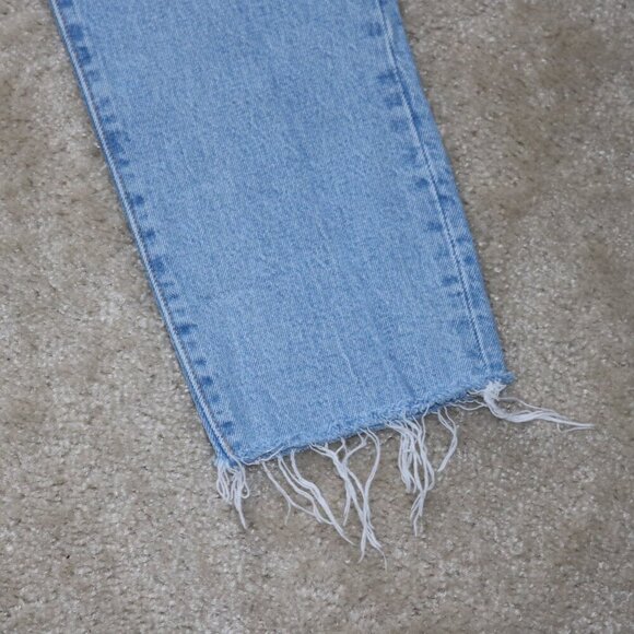 Levis Women's Skinny Jeans - Picture 2 of 6